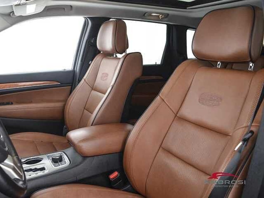 Jeep Grand Cherokee usata a Viterbo (9)