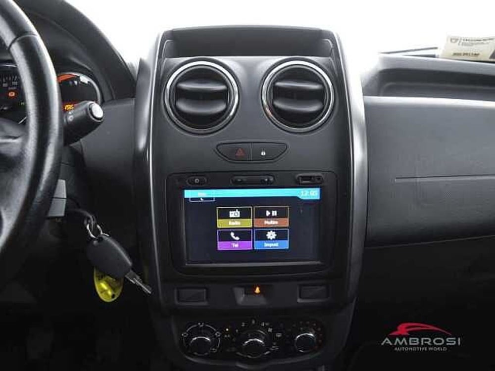 Dacia Duster usata a Viterbo (17)