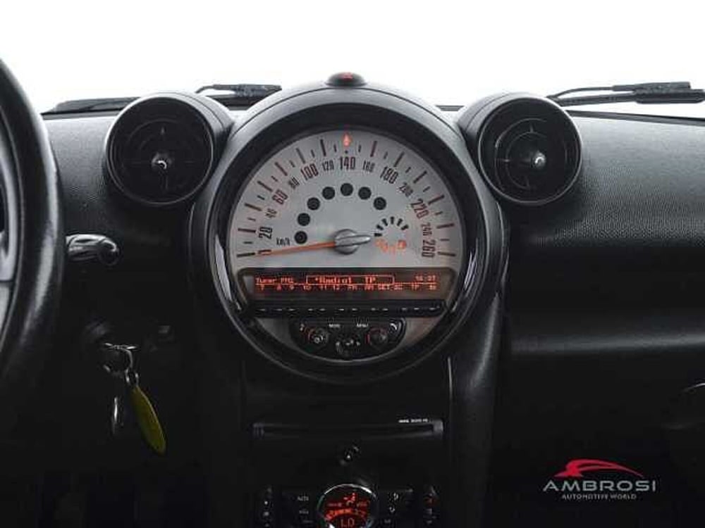 MINI Mini Countryman usata a Viterbo (16)