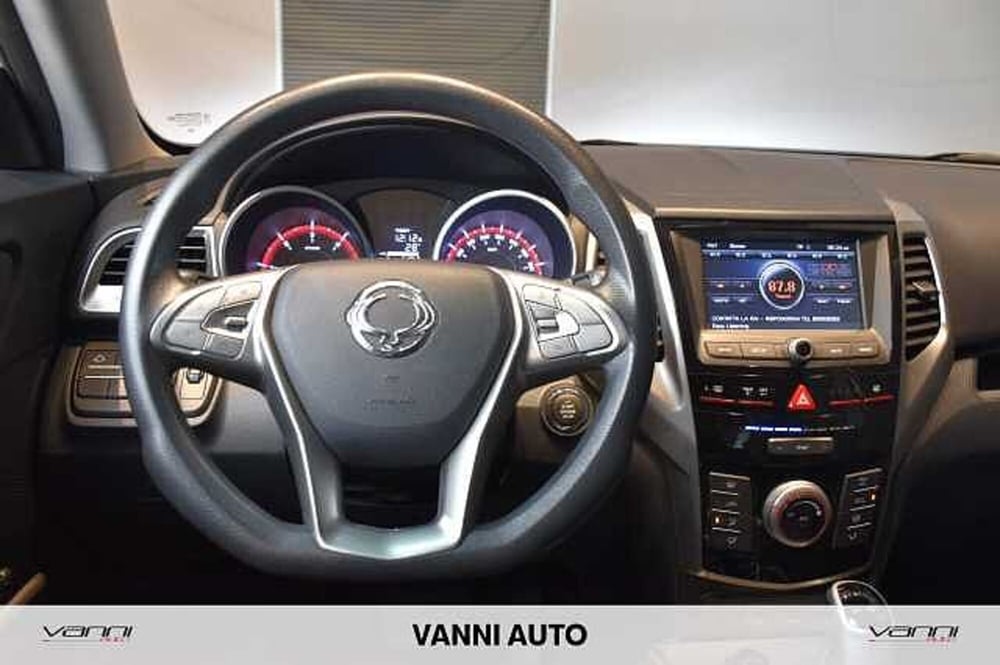 Ssangyong Tivoli usata a Verona (11)