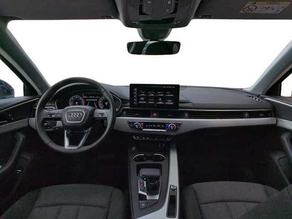 Audi A4 Avant usata a Varese (9)