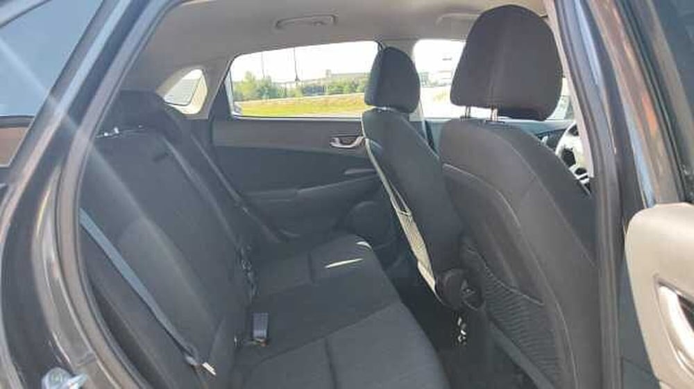 Hyundai Kona usata a Firenze (12)