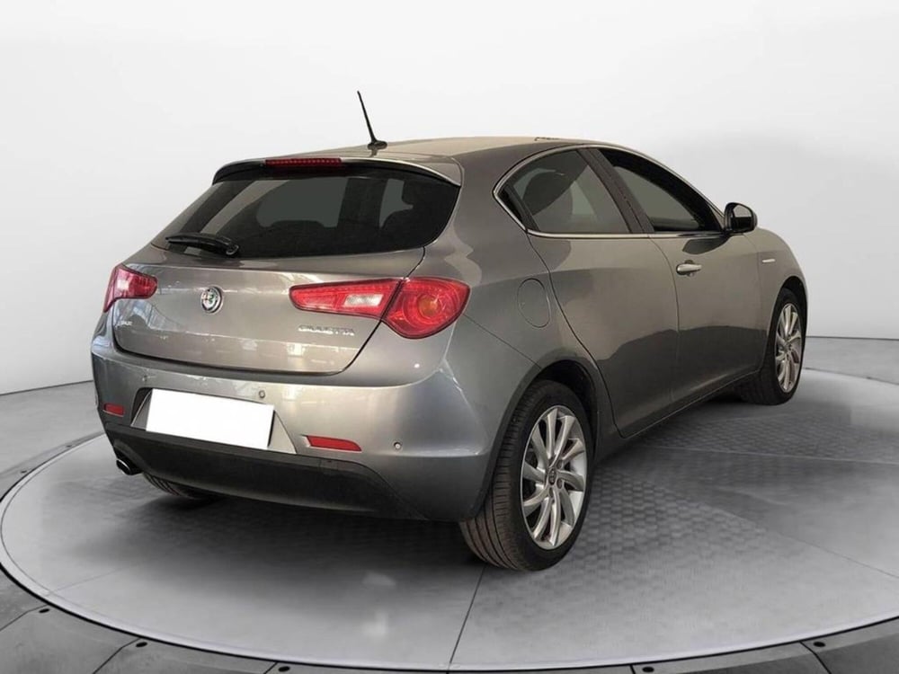 Alfa Romeo Giulietta usata a Torino (4)