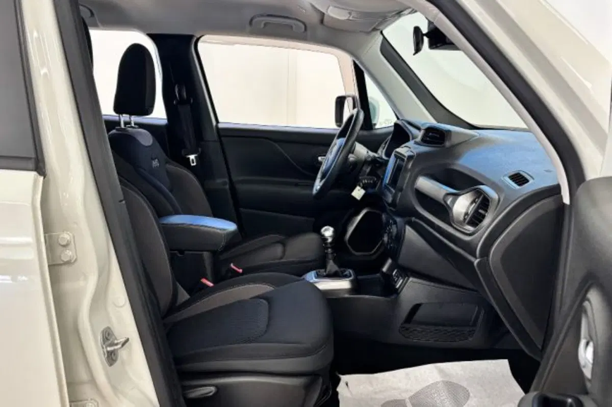 Jeep Renegade usata a Latina (8)