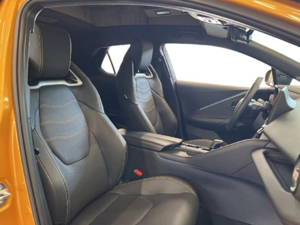 Toyota Toyota C-HR usata a Vercelli (7)