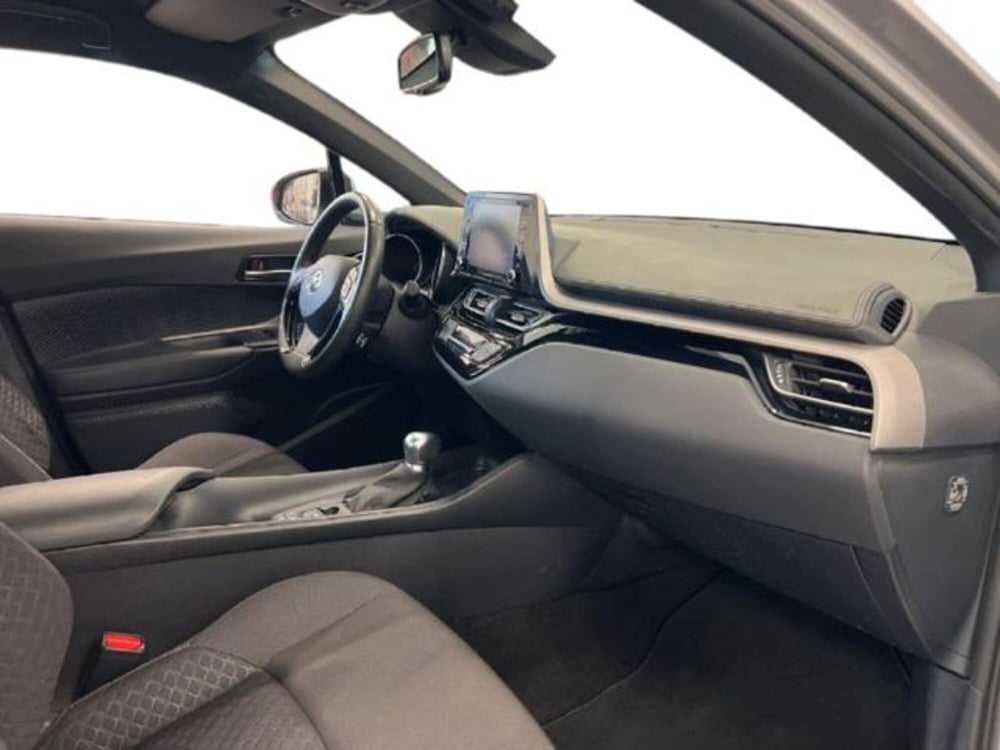 Toyota Toyota C-HR usata a Vercelli (6)
