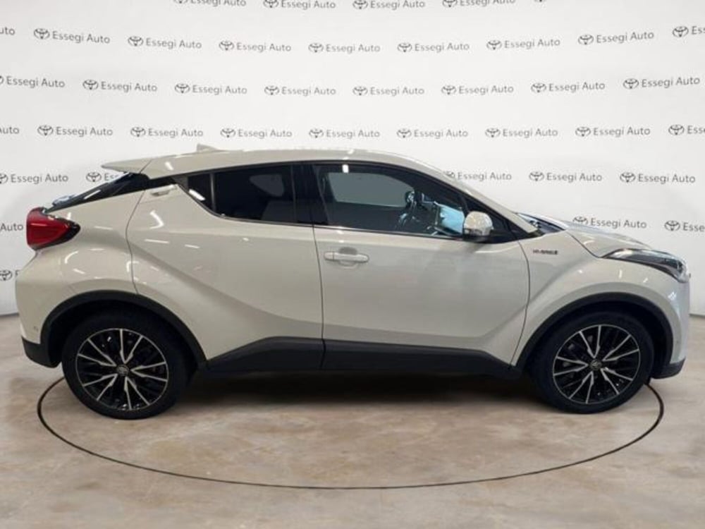 Toyota Toyota C-HR usata a Vercelli (14)