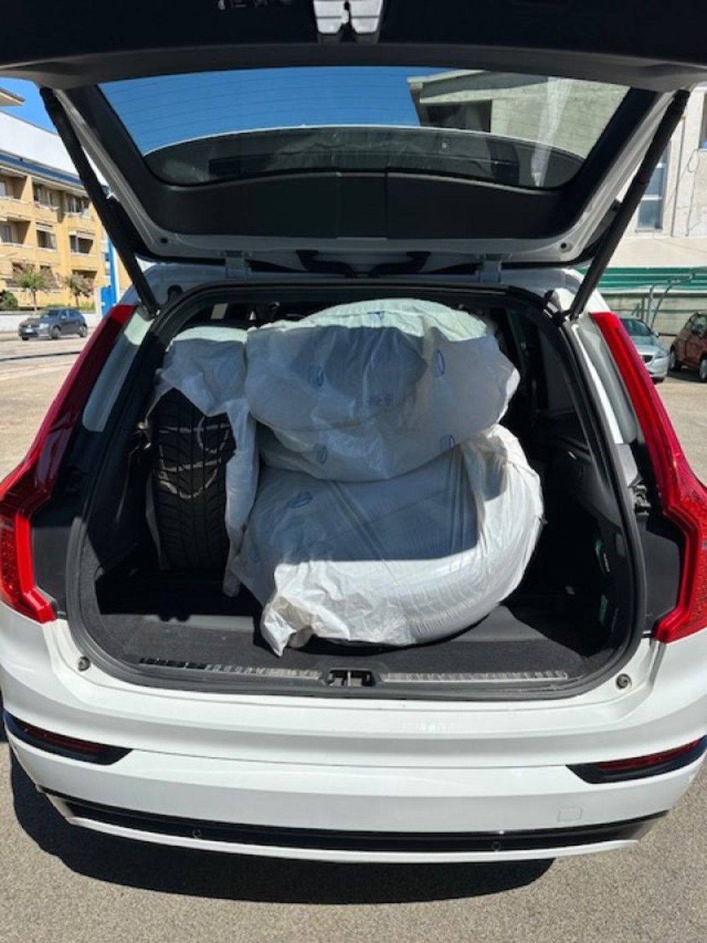 Volvo XC90 usata a Novara (12)