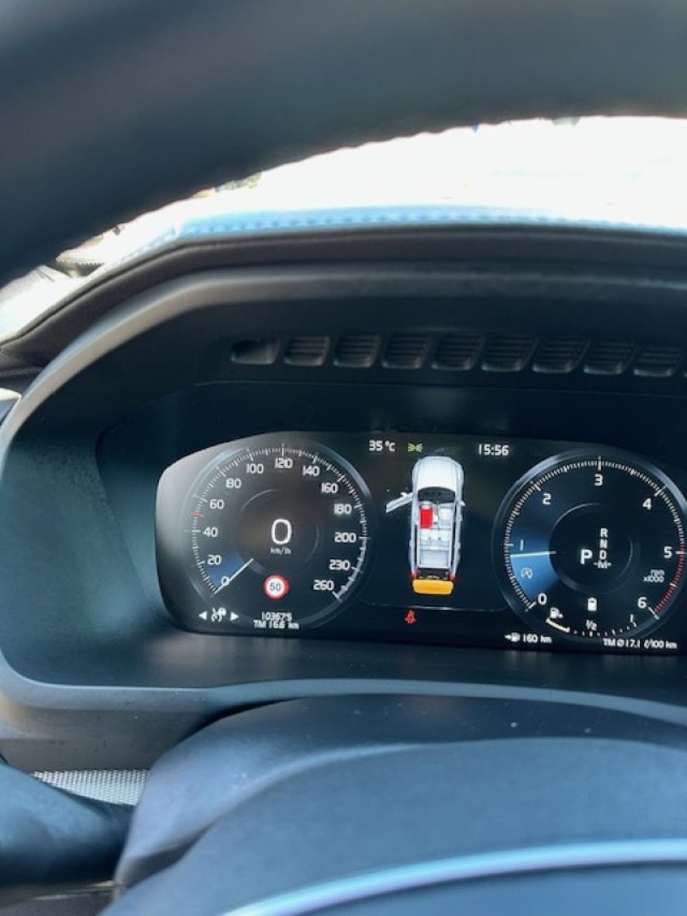 Volvo XC90 usata a Novara (3)