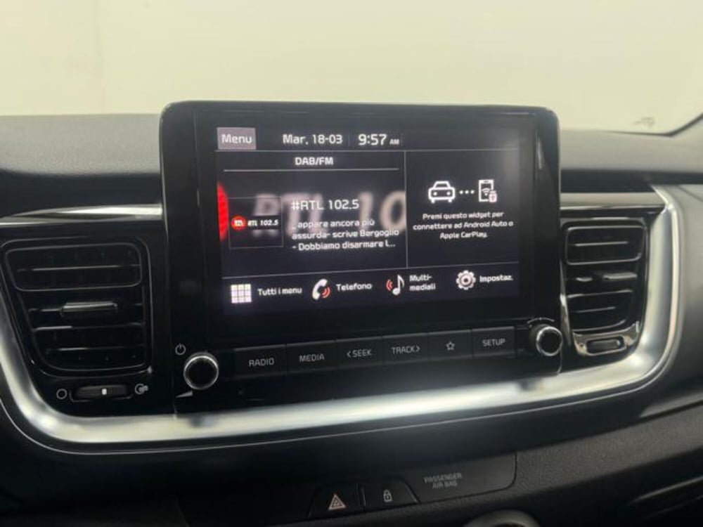 Kia Stonic usata a Como (9)