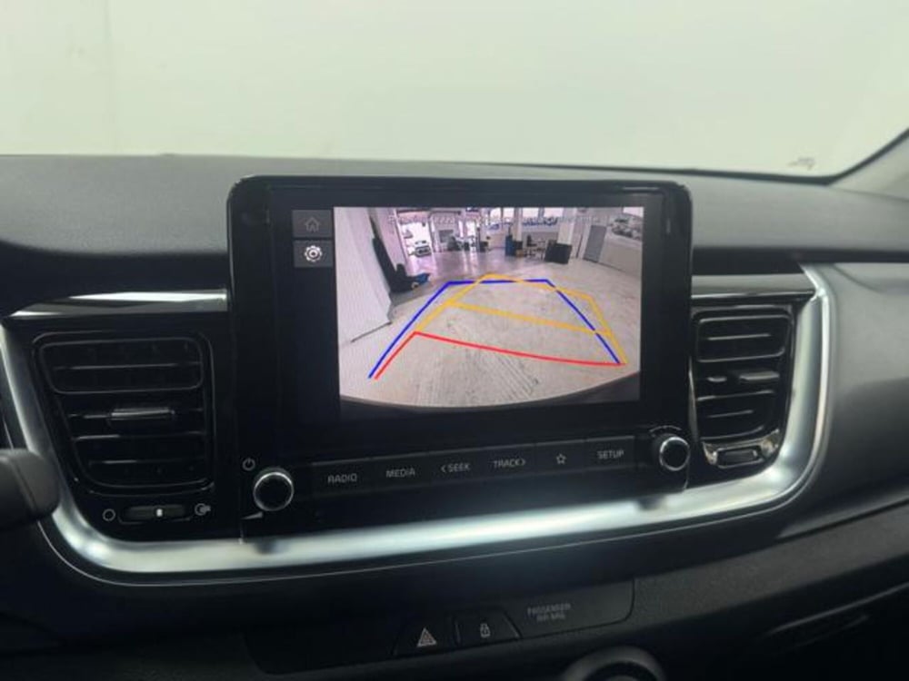 Kia Stonic usata a Como (11)