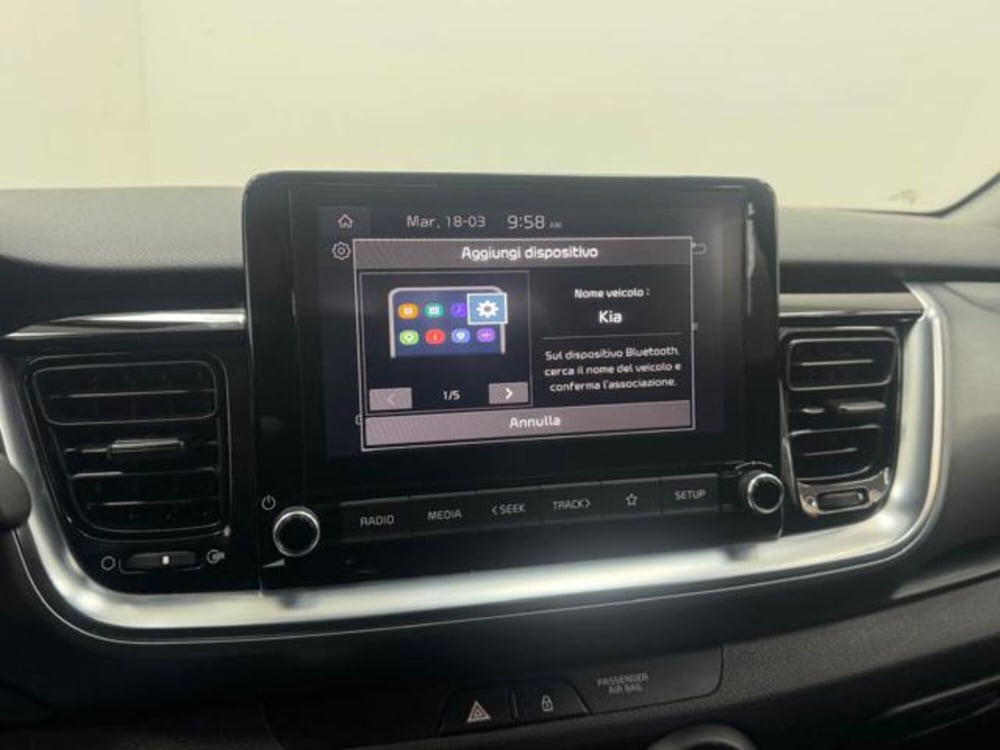 Kia Stonic usata a Como (8)