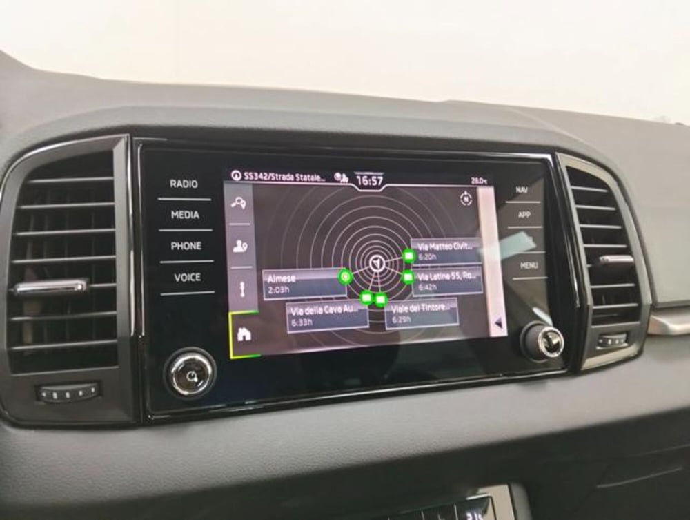 Skoda Karoq usata a Como (15)