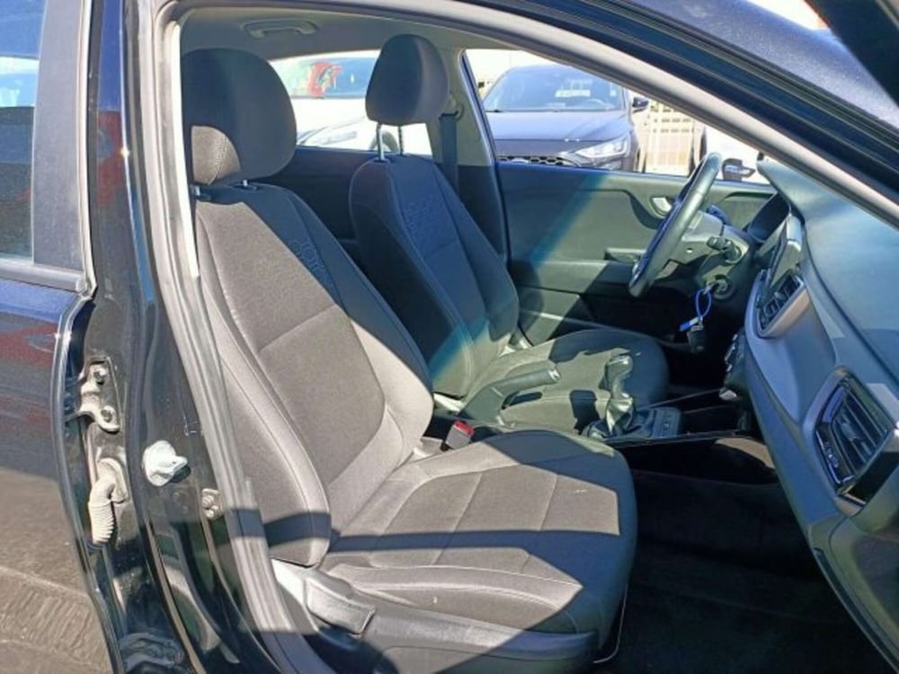 Kia Rio usata a Firenze (14)