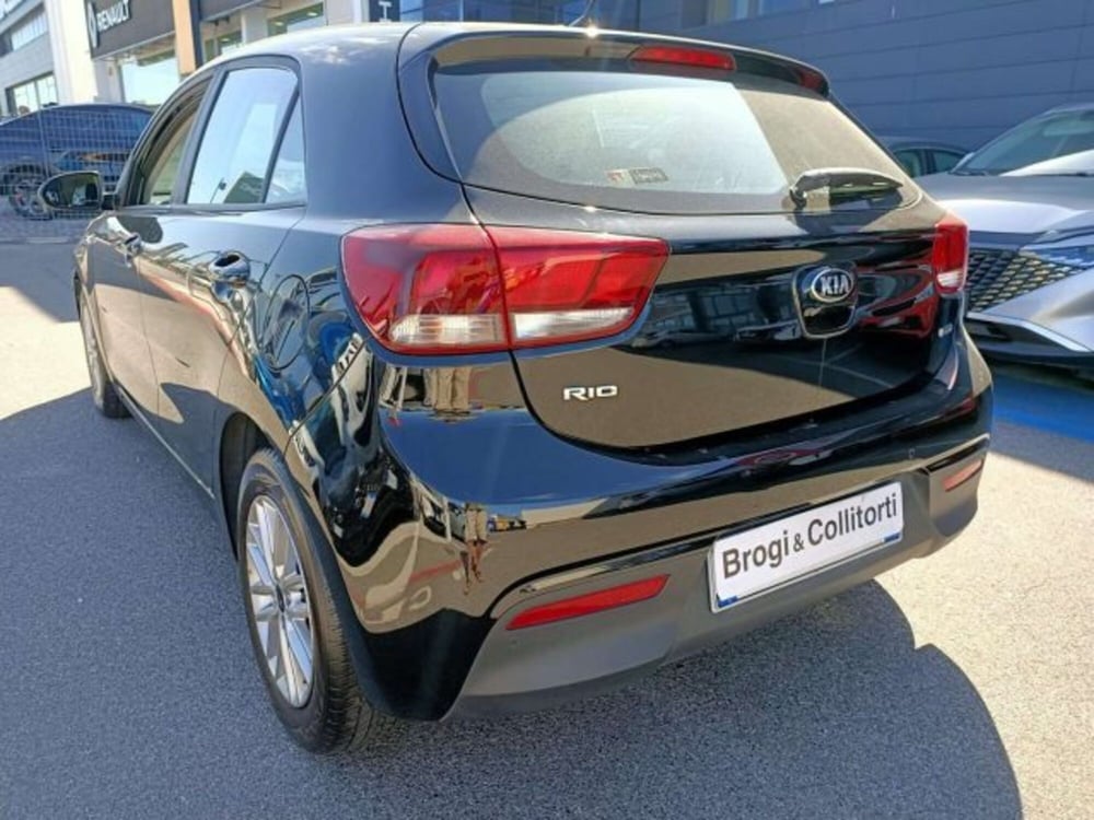 Kia Rio usata a Firenze (6)
