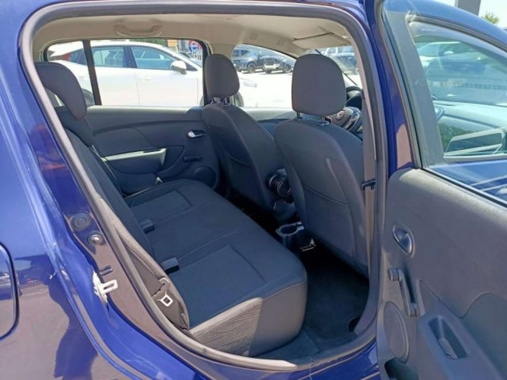 Dacia Sandero usata a Firenze (11)