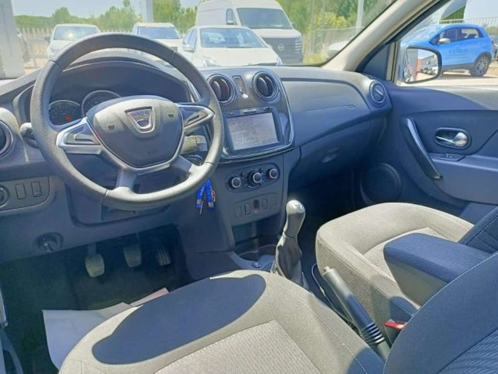 Dacia Sandero usata a Firenze (13)