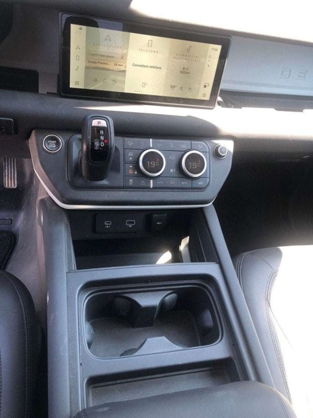 Land Rover Defender usata a Firenze (8)