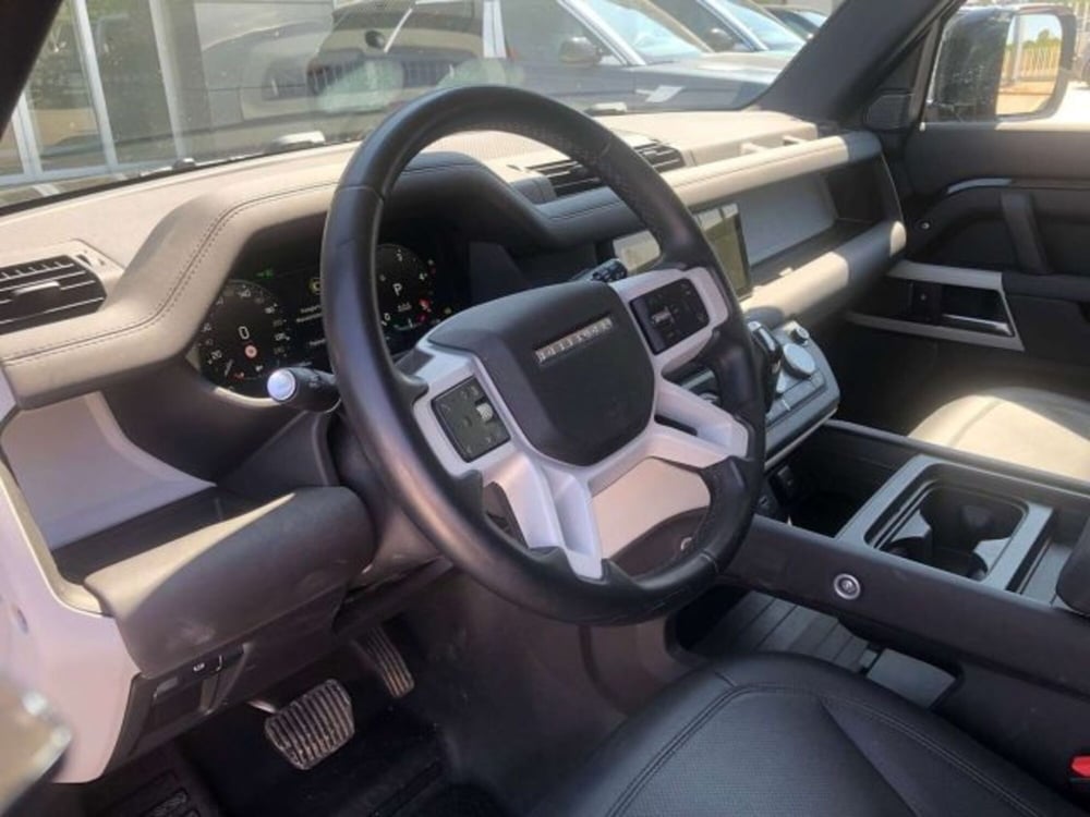 Land Rover Defender usata a Firenze (9)