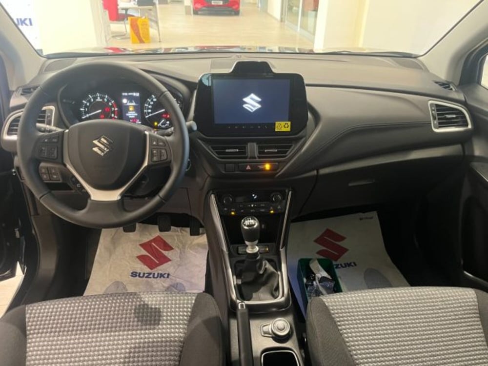 Suzuki S-Cross nuova a Torino (8)