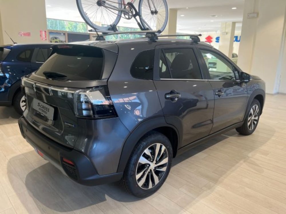 Suzuki S-Cross nuova a Torino (3)