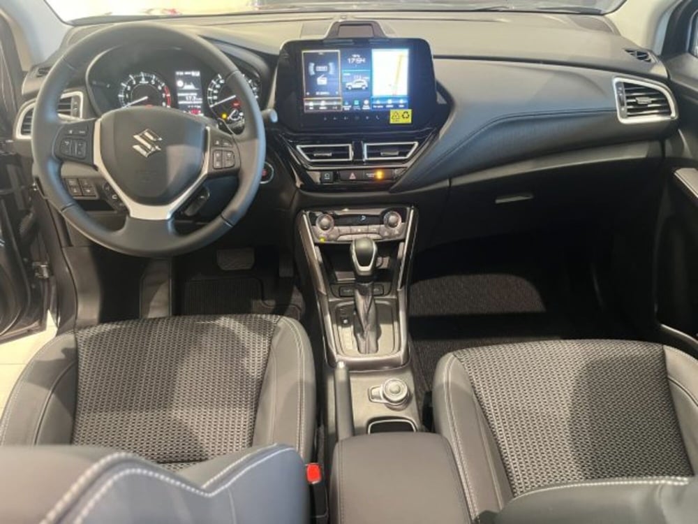 Suzuki S-Cross nuova a Torino (8)