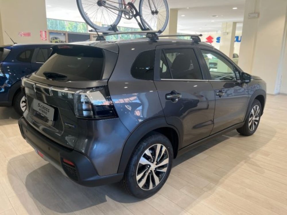 Suzuki S-Cross nuova a Torino (3)