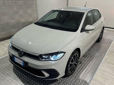Volkswagen Polo 1.0 evo Life 80cv del 2024 usata a Magenta
