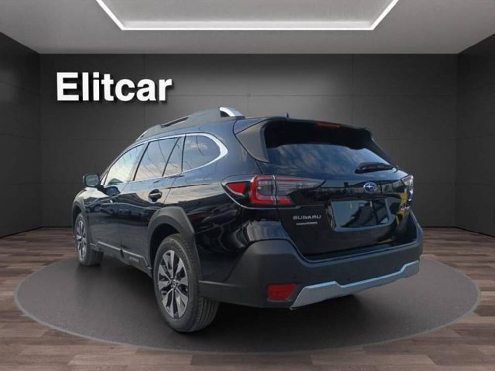 Subaru Outback nuova a Milano (4)