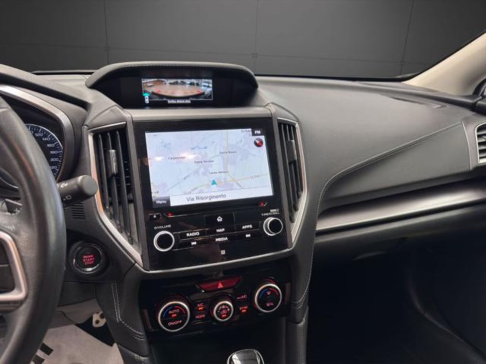 Subaru Impreza usata a Milano (12)