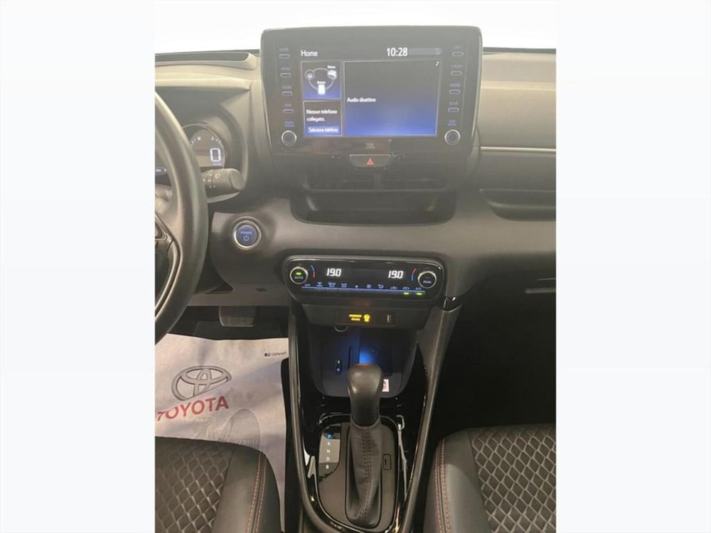 Toyota Yaris Cross usata a Monza e Brianza (12)