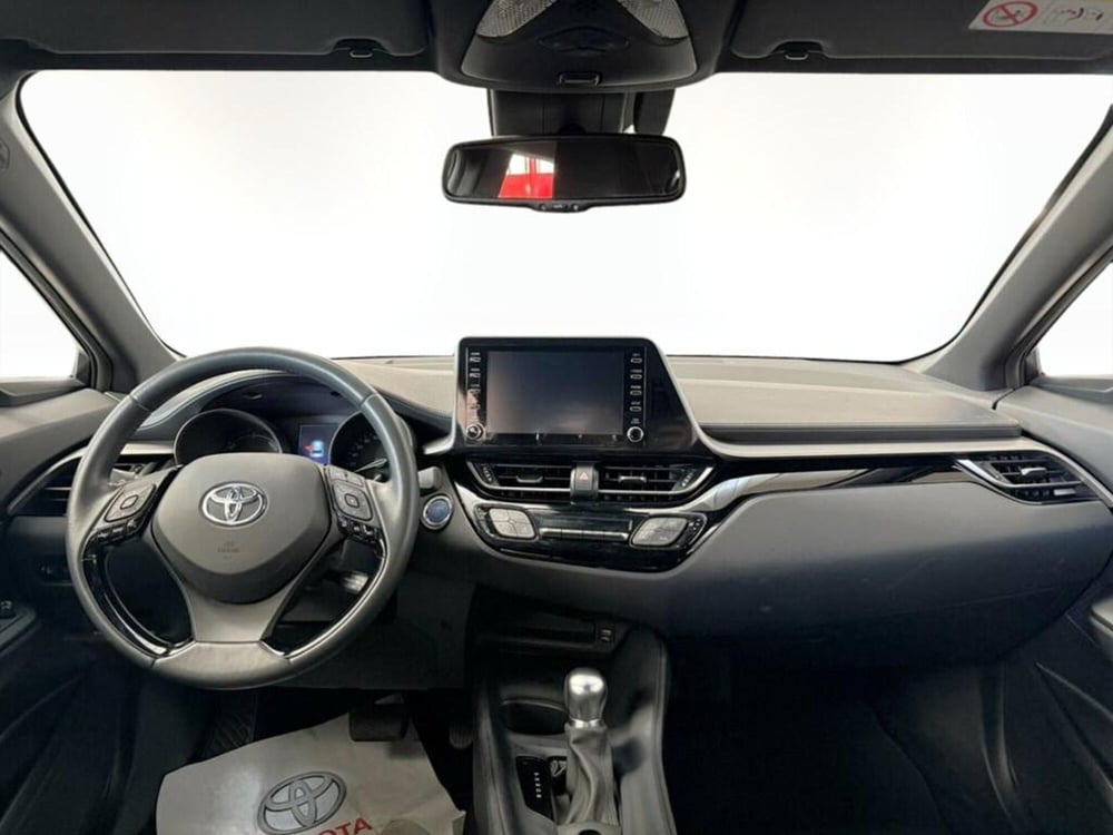 Toyota Toyota C-HR usata a Monza e Brianza (9)