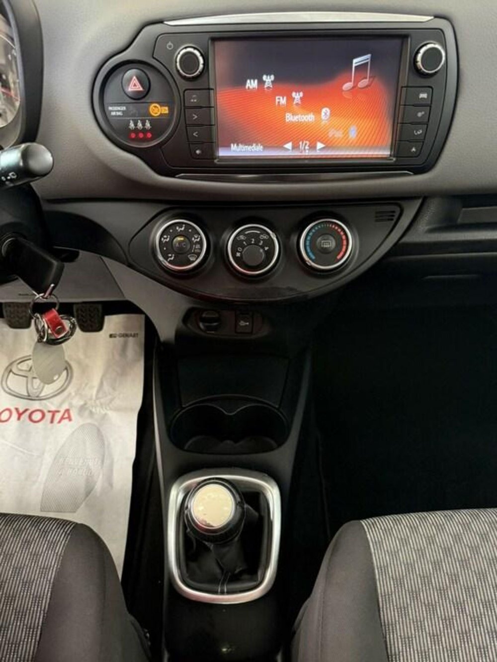 Toyota Yaris usata a Monza e Brianza (12)