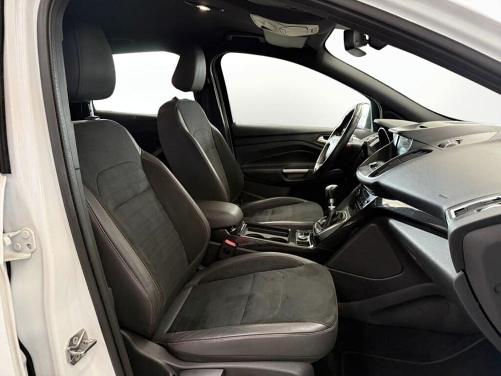 Ford Kuga usata a Monza e Brianza (9)