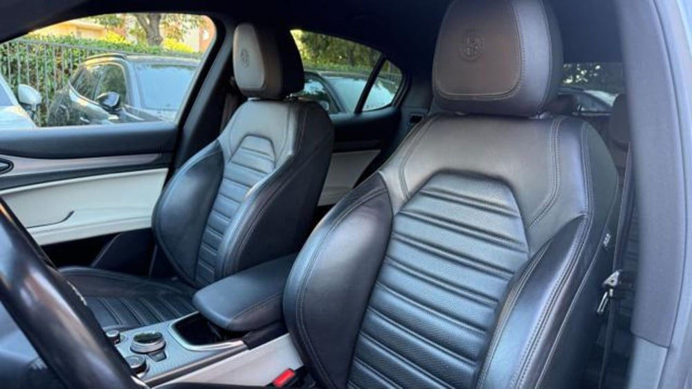 Alfa Romeo Stelvio usata a Roma (14)