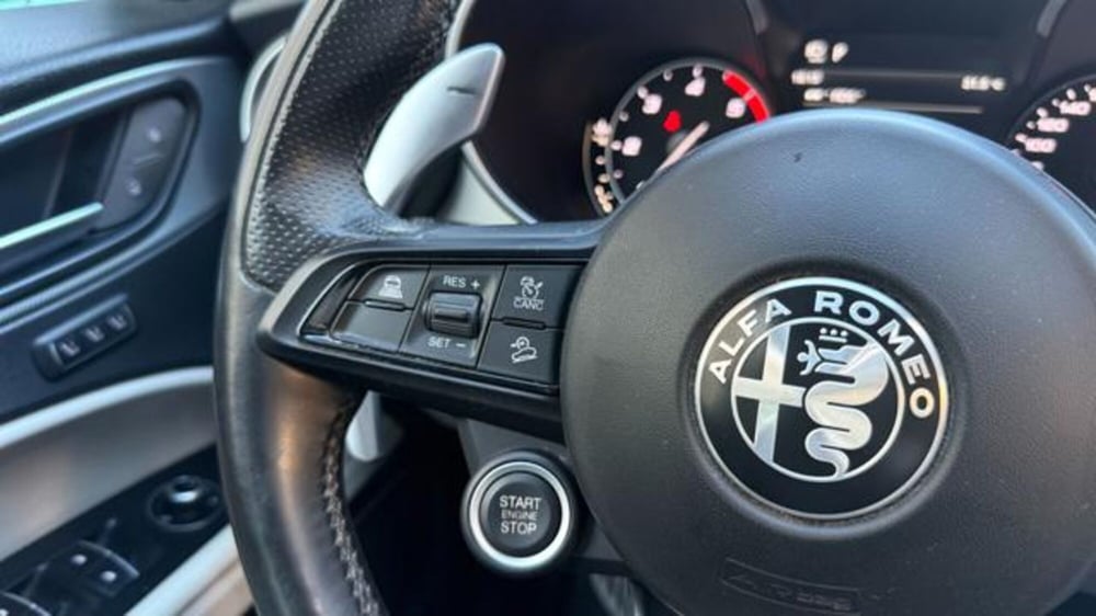 Alfa Romeo Stelvio usata a Roma (7)