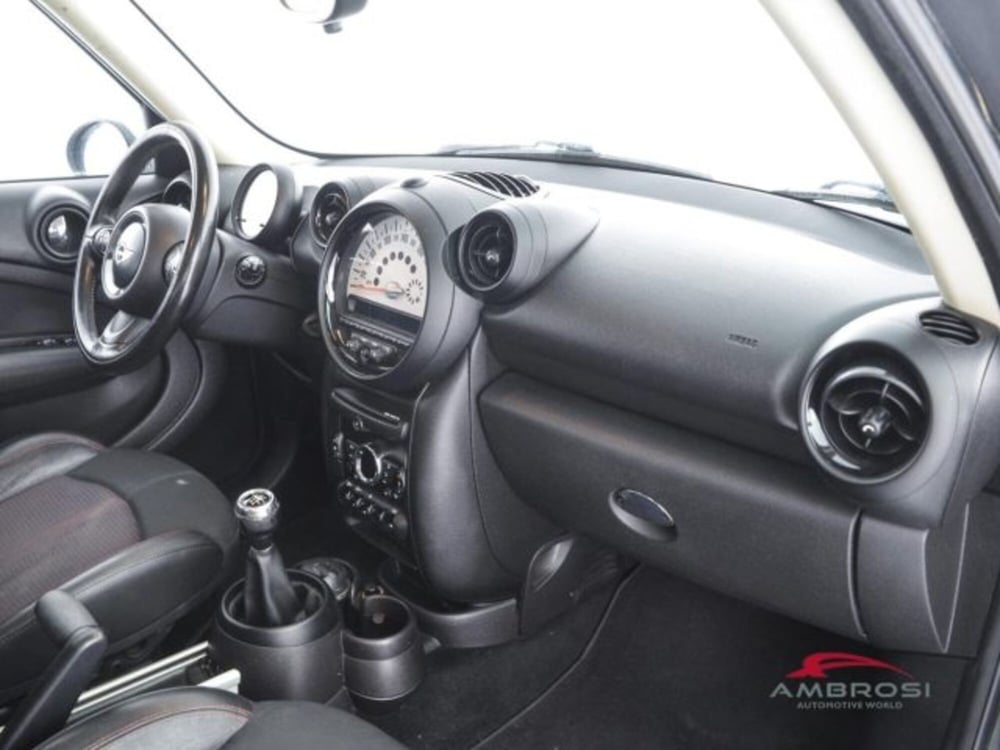 MINI Mini Countryman usata a Perugia (12)