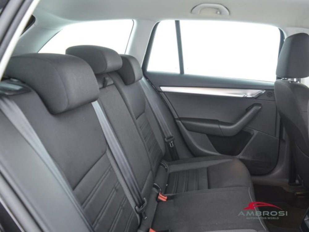 Skoda Octavia usata a Perugia (11)