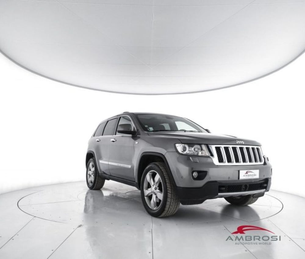 Jeep Grand Cherokee usata a Perugia (2)