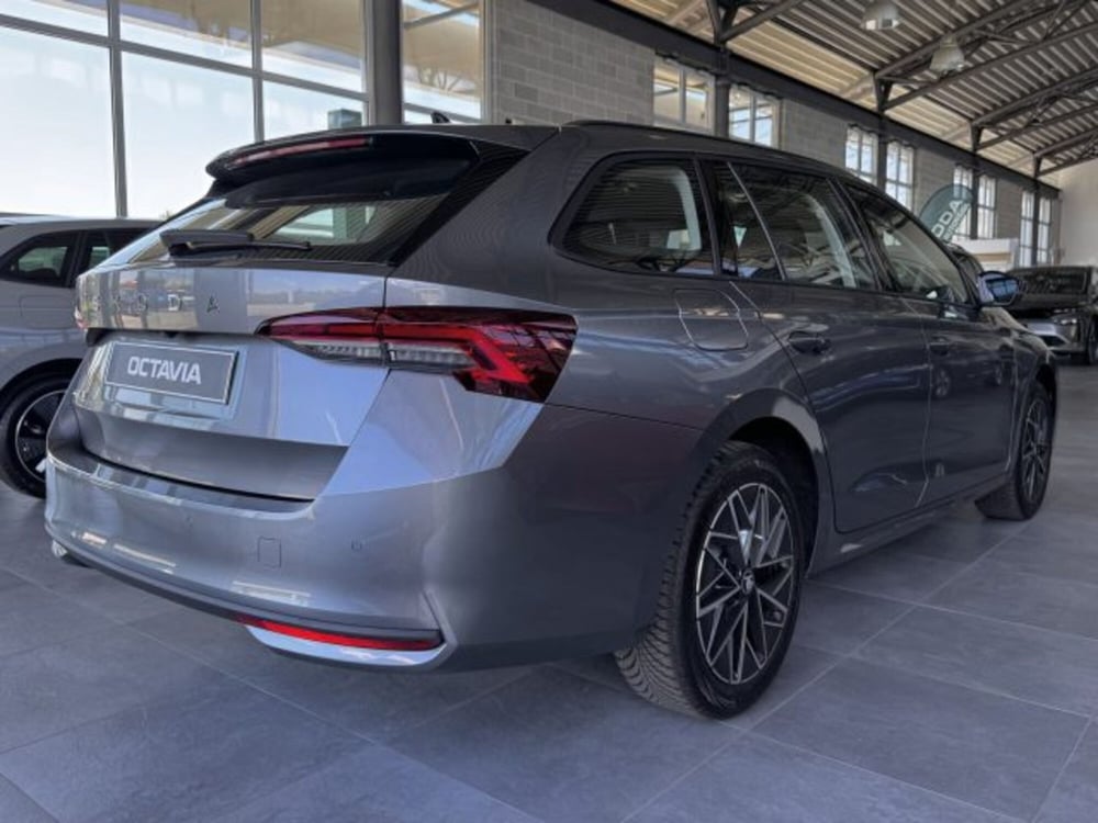 Skoda Octavia Station Wagon nuova a Vicenza (3)
