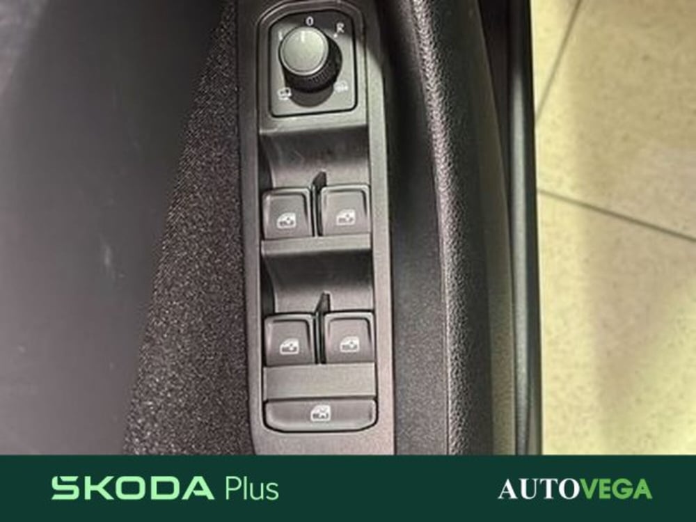 Skoda Kamiq usata a Vicenza (15)