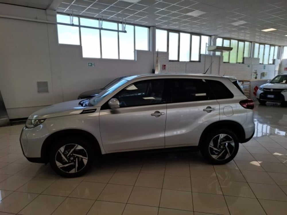 Suzuki Vitara nuova a Reggio Emilia (2)