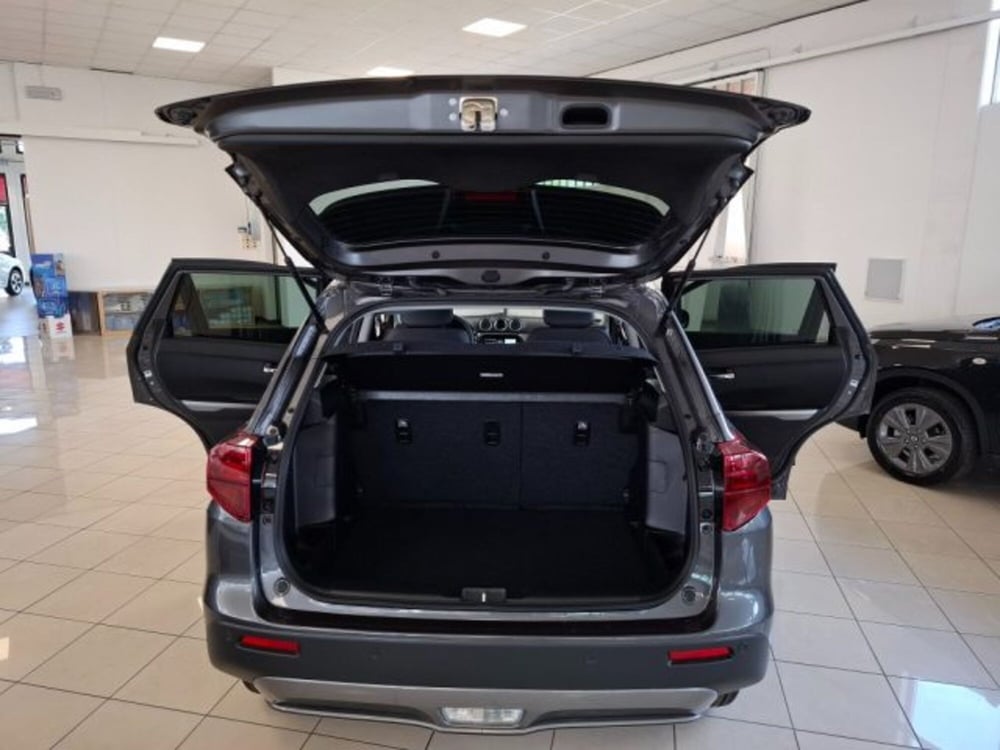 Suzuki Vitara nuova a Reggio Emilia (13)