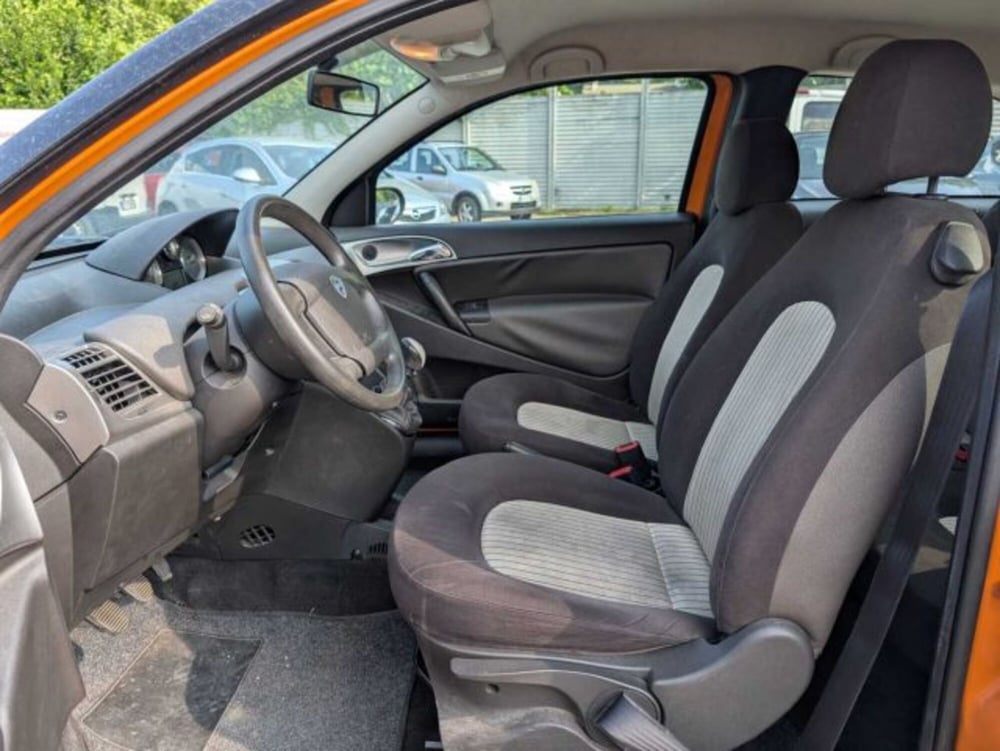 Lancia Ypsilon usata a Sondrio (10)