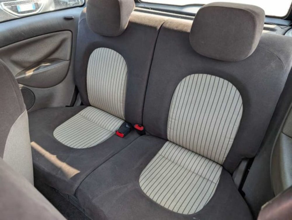 Lancia Ypsilon usata a Sondrio (11)