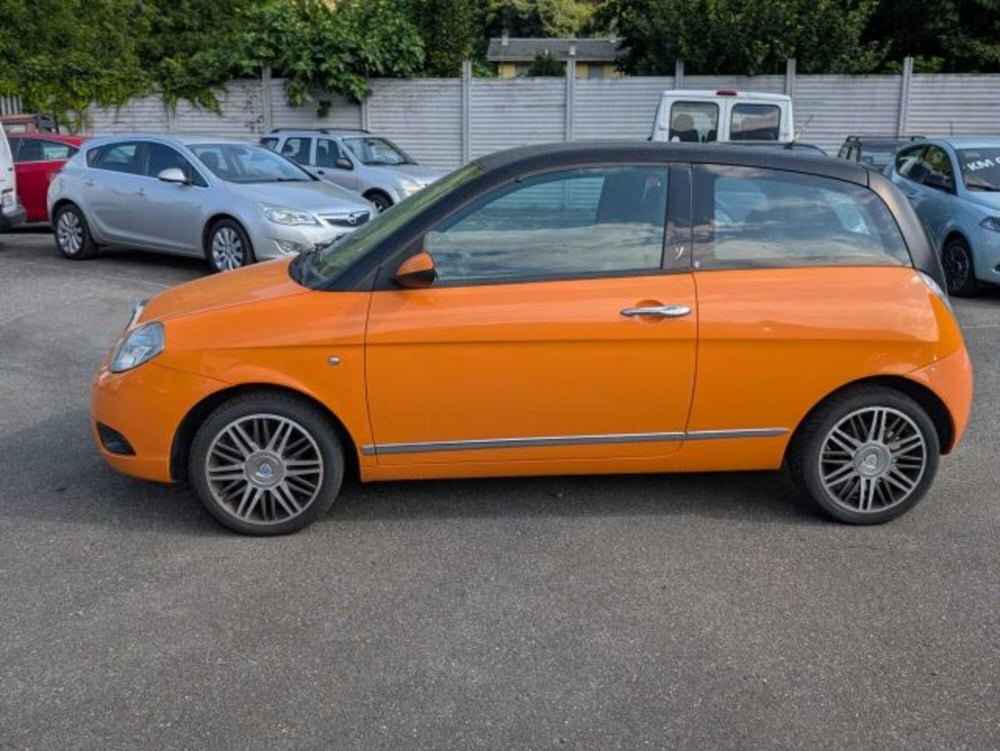 Lancia Ypsilon usata a Sondrio (2)