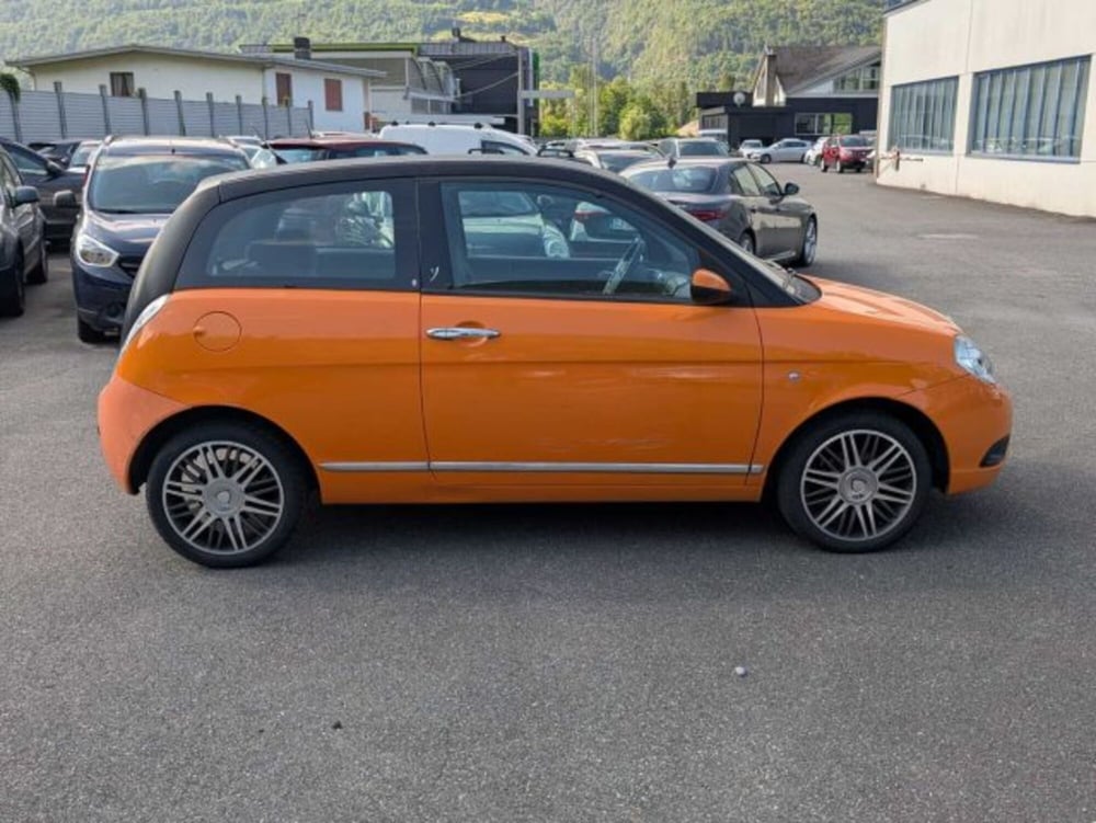 Lancia Ypsilon usata a Sondrio (6)
