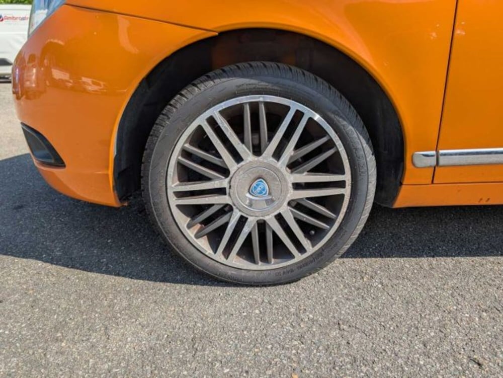 Lancia Ypsilon usata a Sondrio (9)