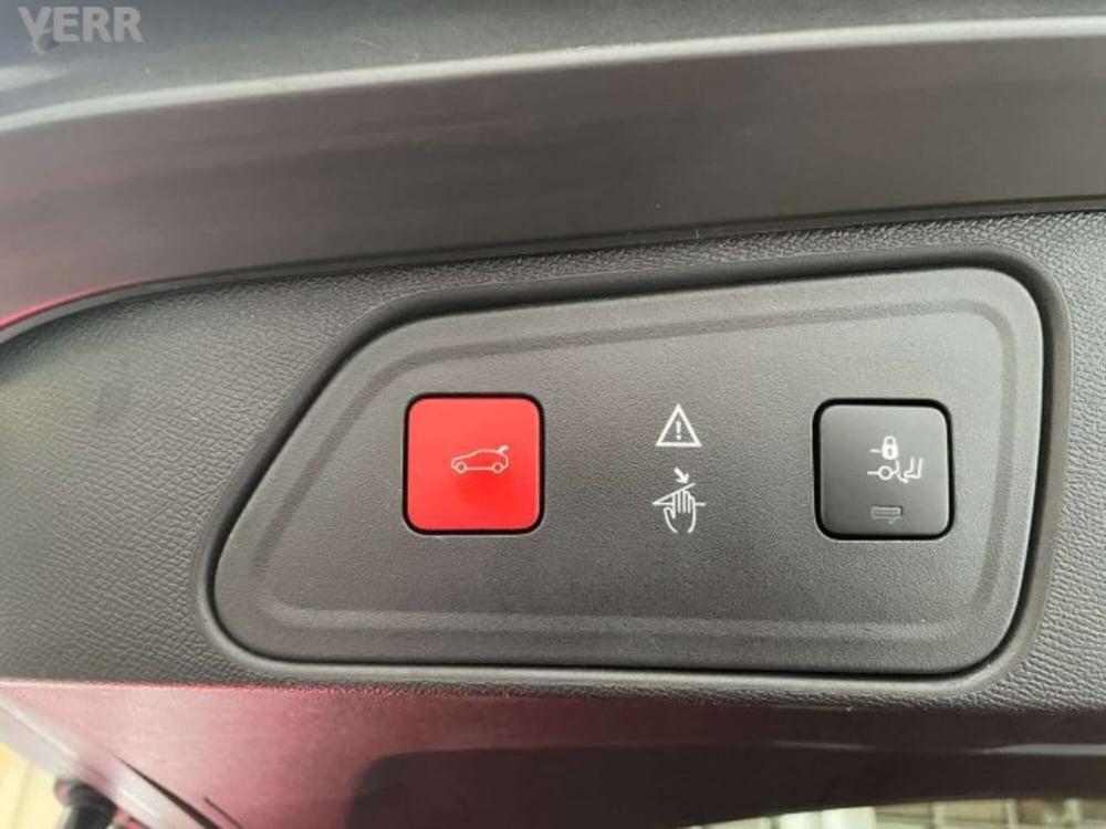 Peugeot 3008 usata a Milano (11)
