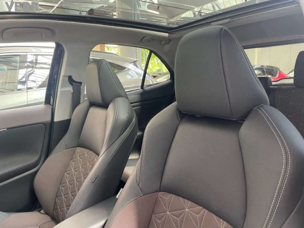 Toyota Yaris Cross usata a Milano (10)